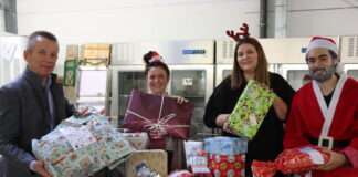 231222 Geschenkaktion IMG 3058 scaled