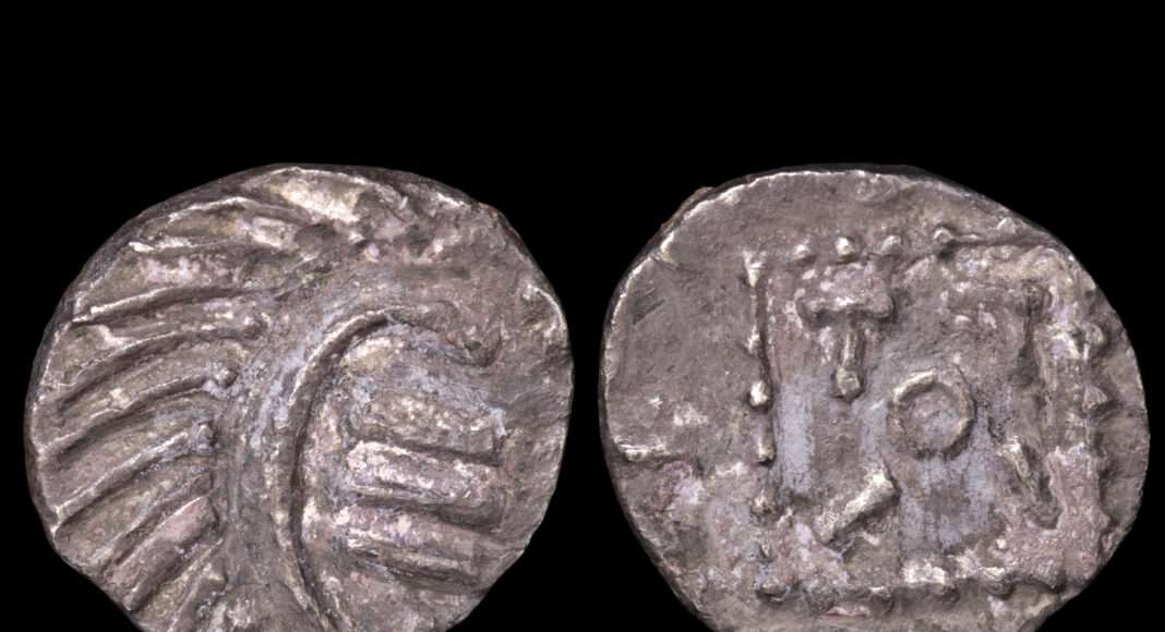 IHK9G0694 sceatta may scaled