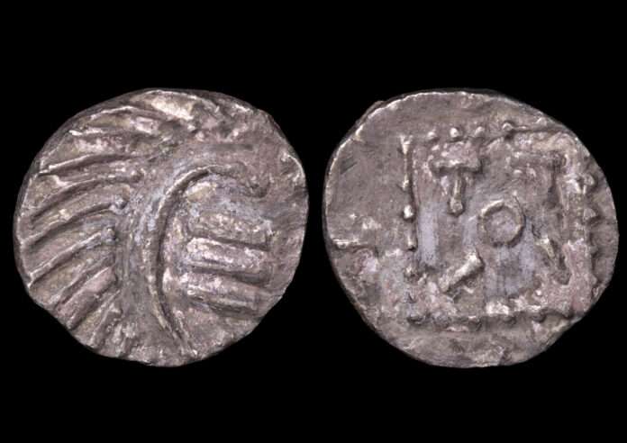 IHK9G0694 sceatta may scaled