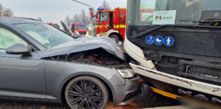 Verkehrsunfall Pkw-Bus, Mainz