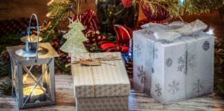 holiday gifts g13cc8bd9b 1920