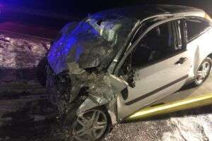 Frontal gegen mauer gerast - fahrer verstirbt bei tragischem unfall Bild2 e1675076541886