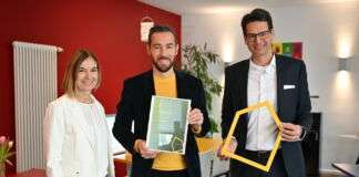 Pressefoto Schirmherr Ronald McDonald Haus Mainz ©McDonalds Kinderhilfe Stiftung