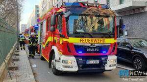 Größerer einsatz in mainz: feuerwehr rettet zwei personen aus gebäude Größerer einsatz in mainz: feuerwehr rettet zwei personen aus gebäude