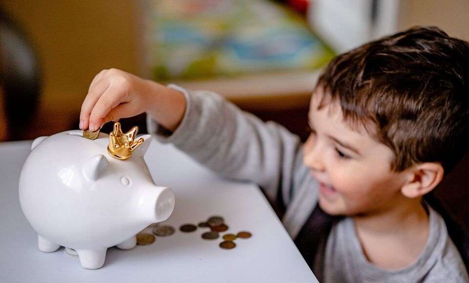 money 6815202 960 720