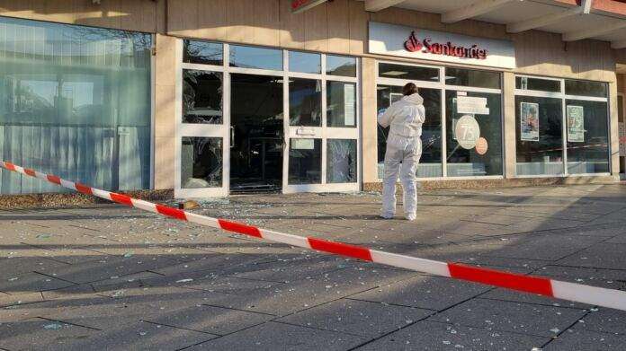 Geldautomaten in Rüsselsheim gesprengt