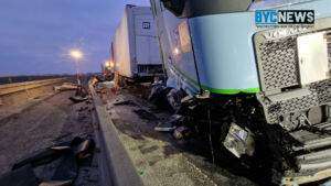 Update a60 vollsperrung: lkw kracht in brückenteil am dreieck rüsselsheim