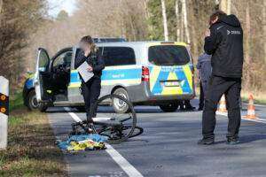 Hessen aktuell: schwerer unfall mit fahrerflucht auf der b459 - radfahrer lebensgefährlich verletzt Hessen aktuell: schwerer unfall mit fahrerflucht auf der b459 - radfahrer lebensgefährlich verletzt