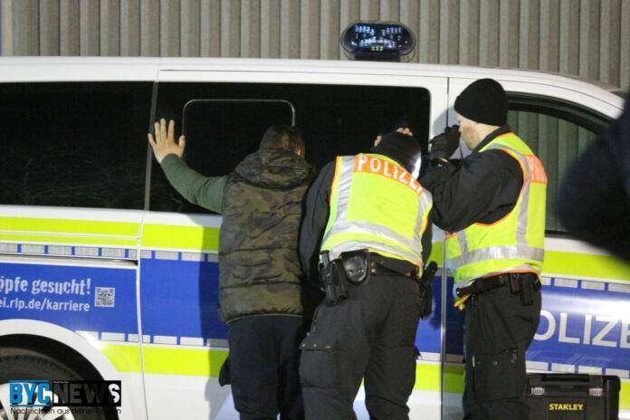 Symbolbild Polizei Kontrolle