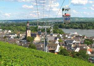 Saisonstart: rüdesheimer seilbahn in neuem glanz