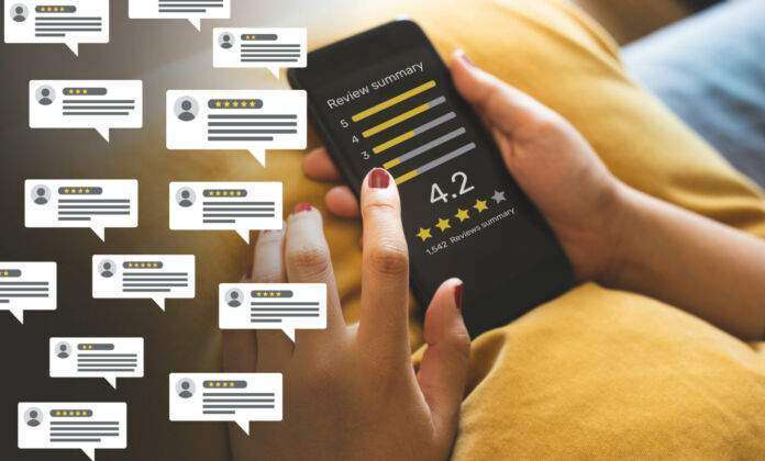 Consumer reviews concepts with bubble people review comments and