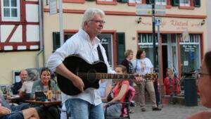 40 musikalische live-acts auf sechs plätzen in oppenheim