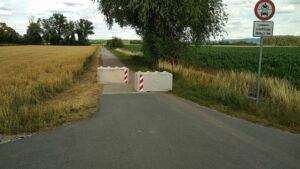 Zufahrtswege zum baggersee riedstadt werden gesperrt Zufahrtswege zum baggersee riedstadt werden gesperrt