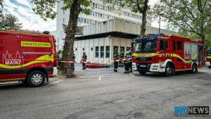 Evakuierung am polizeipräsidium mainz - feuerwehr im einsatz