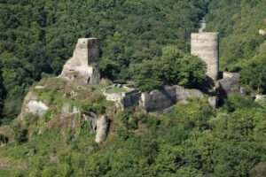 Großzügige förderung für die burgruine stahlberg in bacharach-steeg
