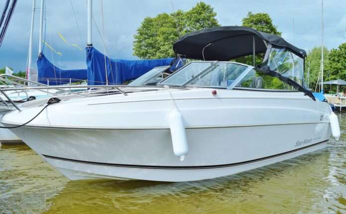 boat-g491b84849_1920