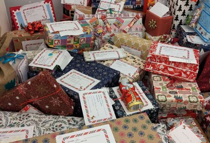 05-Weihnachtsgeschenke für Tafel
