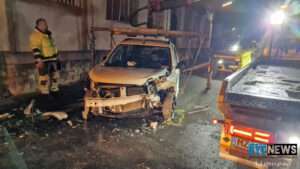 Nierstein: vollsperrung nach schwerem unfall auf der b9