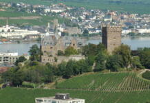 Binger Sektfest im Innenhof der Burg Klopp Burg Klopp in Bingen - Binger Sektfest