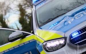 Messerangriff auf marktplatz in mannheim: islamkritiker und polizist schwer verletzt