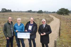 Mainz: 10. 000 euro für den arbeitskreis umwelt mombach e. V.