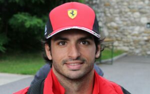 Wechselt carlos sainz zu red bull oder mercedes? Wechselt carlos sainz zu red bull oder mercedes?