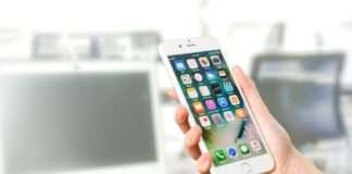 iPhone, Laptop, Bildquelle: pexels.com