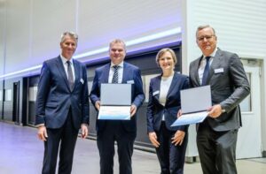 Bundespolizei nimmt zwei syrer fest - axt und messer im rucksack