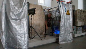 Restaurierung des grabsteins des blussus im landesmuseum mainz