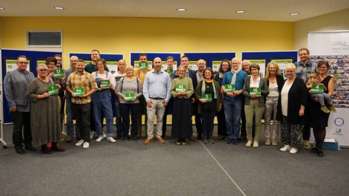 F 2409 Haushalte mit Grüner Hausnummer Plus ausgezeichnet