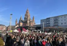 Demo auf dem Mainzer Gutenbergplatz am 20. September