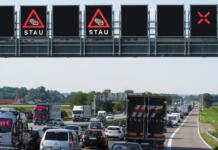 Verkehrschaos nach Unfall auf der A63 Stau Autobahn
