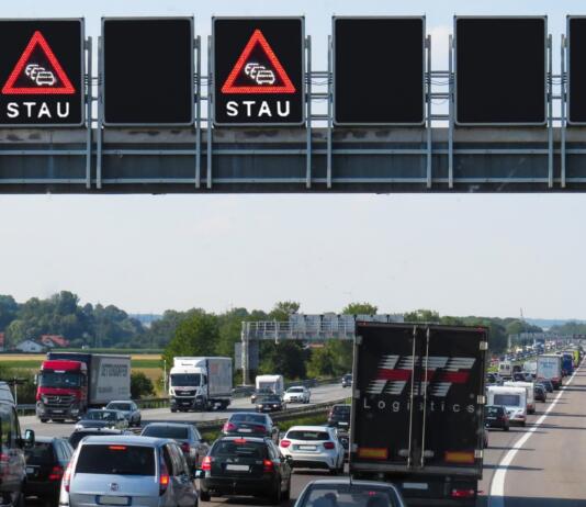 Stau Autobahn