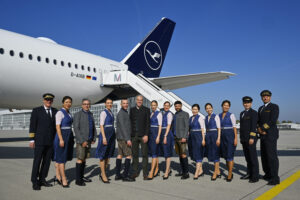 Wiesn-feeling über den wolken: lufthansa bringt das oktoberfest zu den passagieren Wiesn-feeling über den wolken: lufthansa bringt das oktoberfest zu den passagieren 1