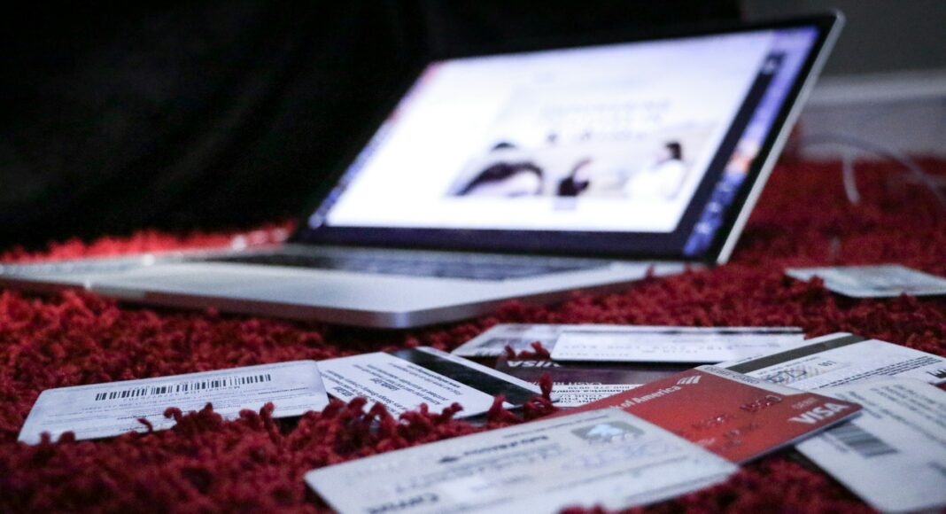 dylan-gillis-xKmXZ4Fv63w-unsplash