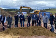 Spatenstich für neues Gewerbegebiet in Wallertheim