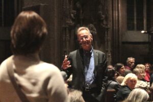 Bernhard schlink begeistert sein publikum im mainzer dom Bernhard schlink begeistert sein publikum im mainzer dom