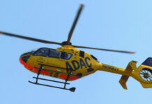 Rettungseinsatz auf Fahrgastschiff – Kapitän und Passagierin in Klinik Biebelnheim Unfall, Rettungshubschrauber