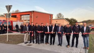 Mann bei arbeitsunfall in raunheim schwer verletzt