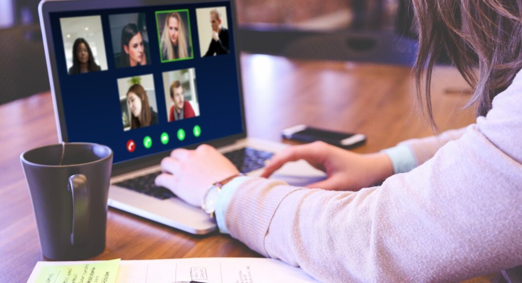 video-conference-5162927_1920