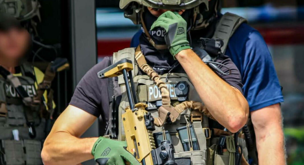 Symbolbild SEK Beamter - BYC-News Symbolbild SEK Beamter - BYC-News