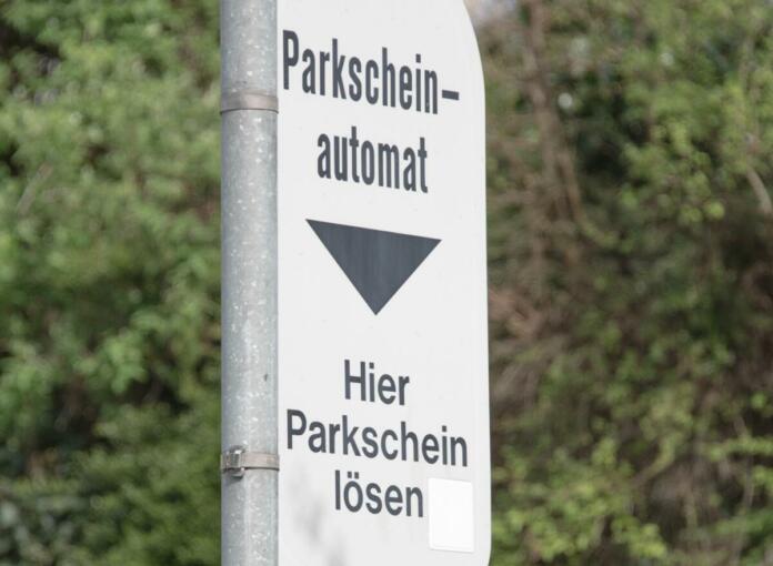 parking-ticket-machine-502964