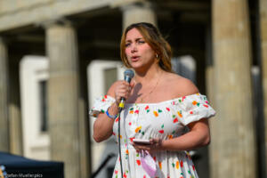 Comedystar überrascht mainzer studentin mit comedy-ticket