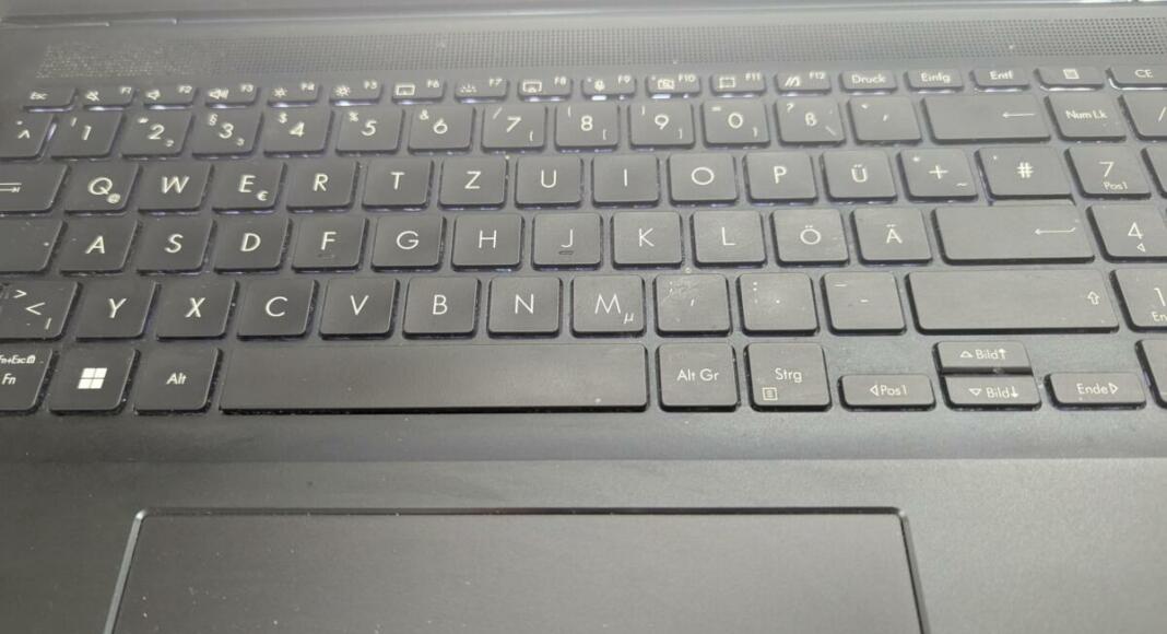 Notebook-Tastatur reinigen: Schritt-für-Schritt-Anleitung und Profi-Tipps