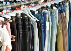 Die hosentrends für männer 2025: was ist angesagt?