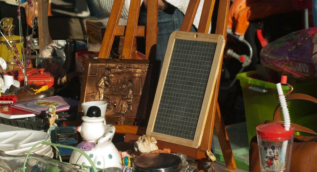 flea-market-1732562_1280