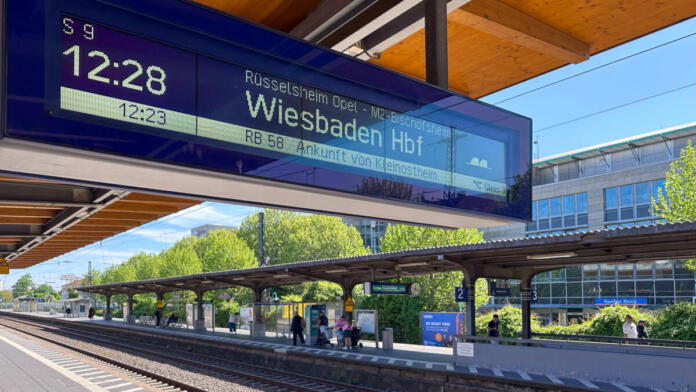 Bahnhof Rüsselsheim