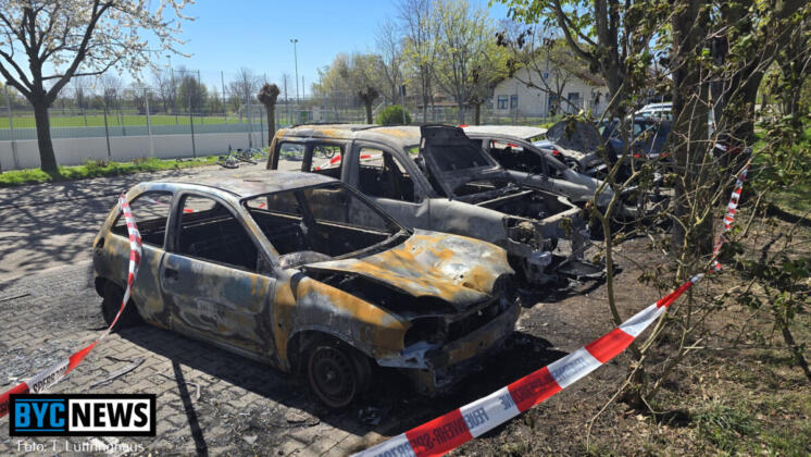 Fahrzeugbrand in Harxheim | Foto: BYC-News | Thorsten Lüttringhaus