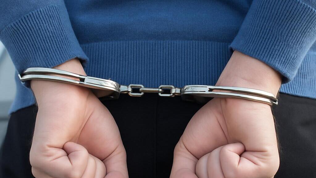 Symbolbild Festnahme BYC-News