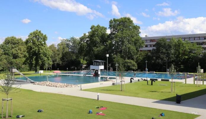 Freibad Rüsselsheim | Foto: Stadt Rüsselsheim am Main